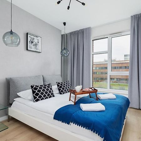 Lotniczowka Apartments By Renters Prestige Krasków Εξωτερικό φωτογραφία