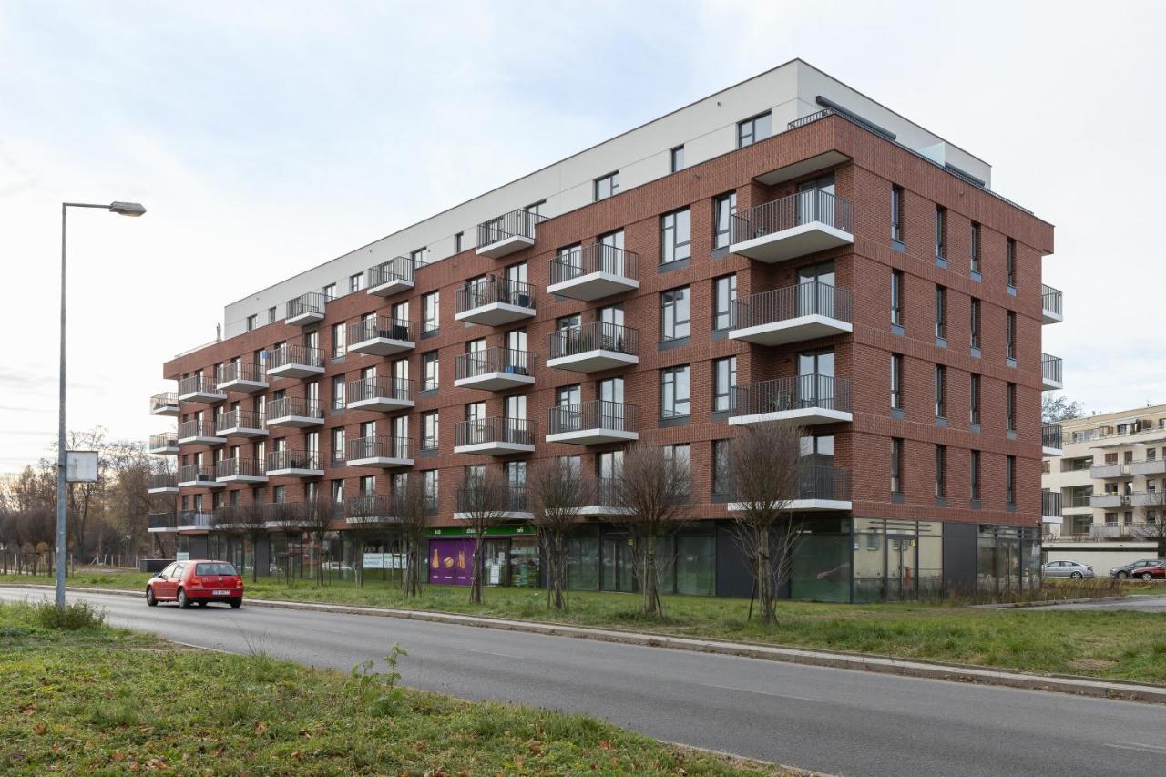 Lotniczowka Apartments By Renters Prestige Krasków Εξωτερικό φωτογραφία