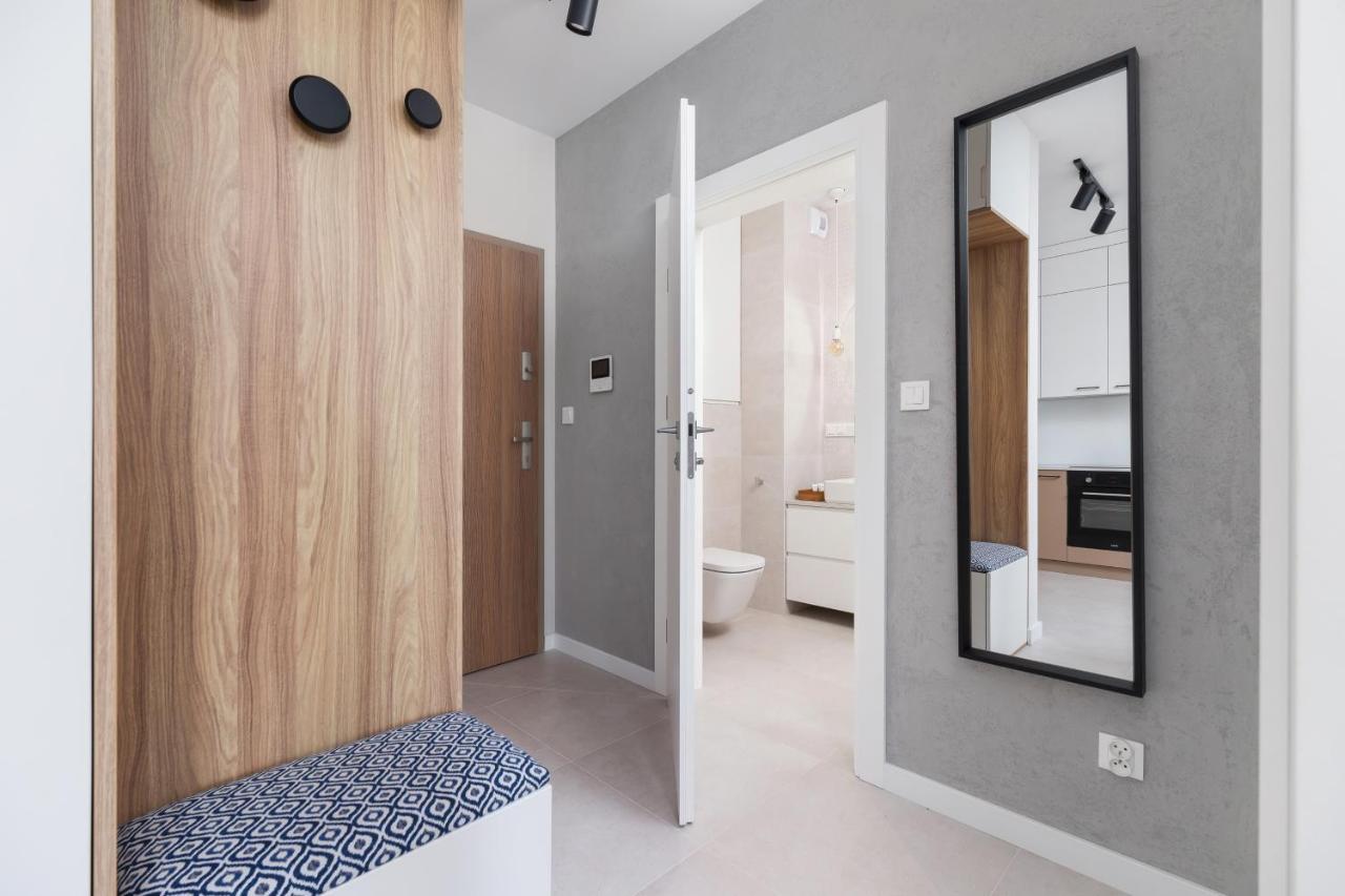 Lotniczowka Apartments By Renters Prestige Krasków Εξωτερικό φωτογραφία