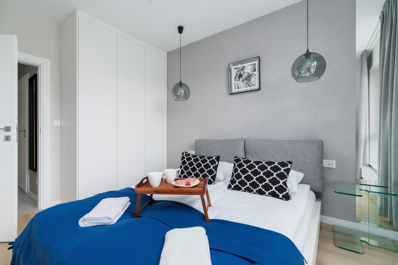 Lotniczowka Apartments By Renters Prestige Krasków Εξωτερικό φωτογραφία